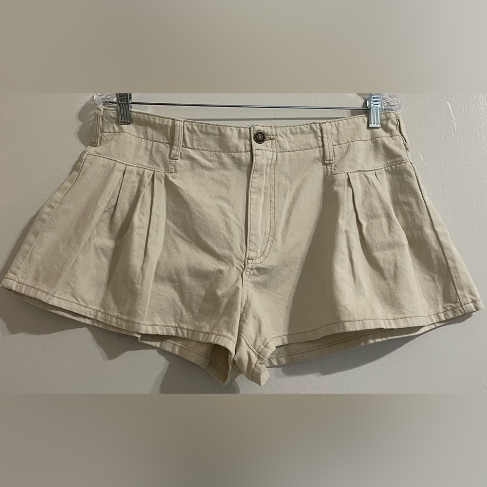 Beige Women's Shorts